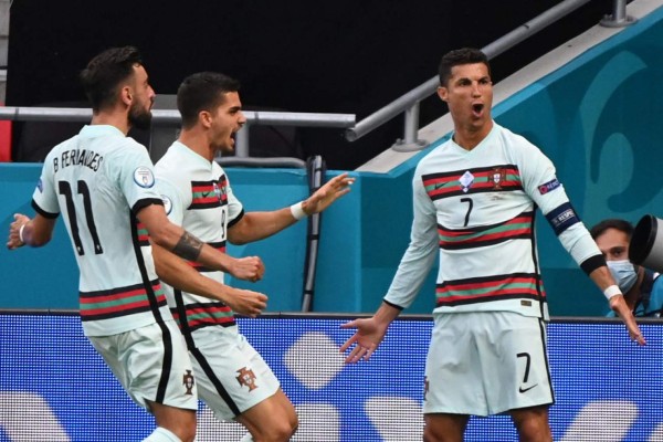 Cristiano Ronaldo se luce con doblete y Portugal golea a Hungría en el inicio de la Euro
