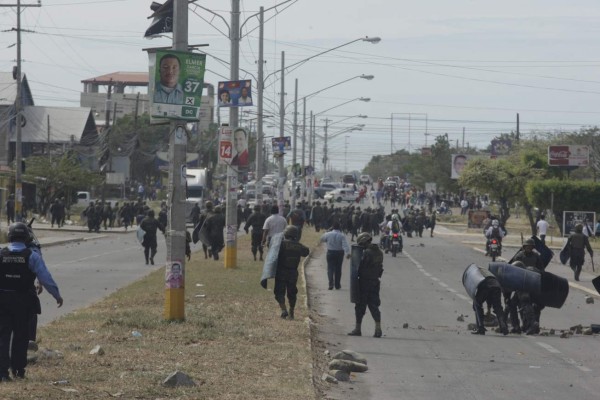 Hondureños no atienden llamado a paro nacional en Honduras