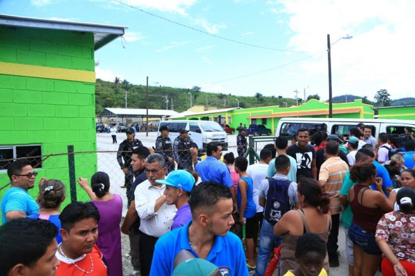 Ocho muertos en masacre en terminal de la López Arellano