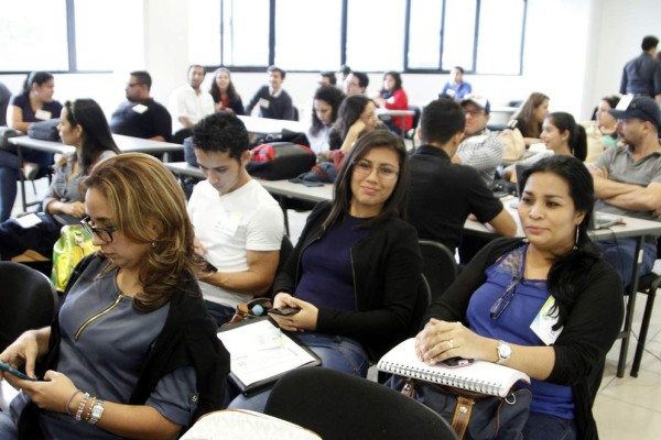 Carreras universitarias deben enfocarse en lo digital