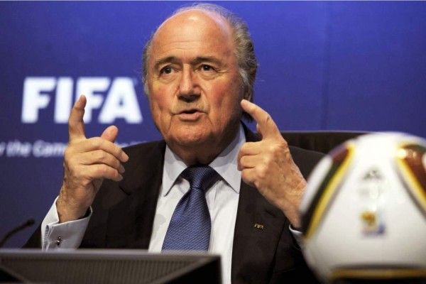 Cuatro de cada cinco aficionados no quieren a Blatter