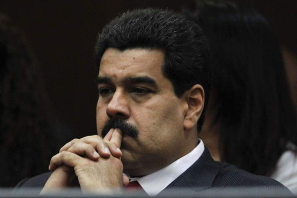 Oposición venezolana denuncia penalmente a Nicolás Maduro