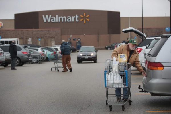 Wal-Mart lanza ofensiva para alcanzar a Amazon