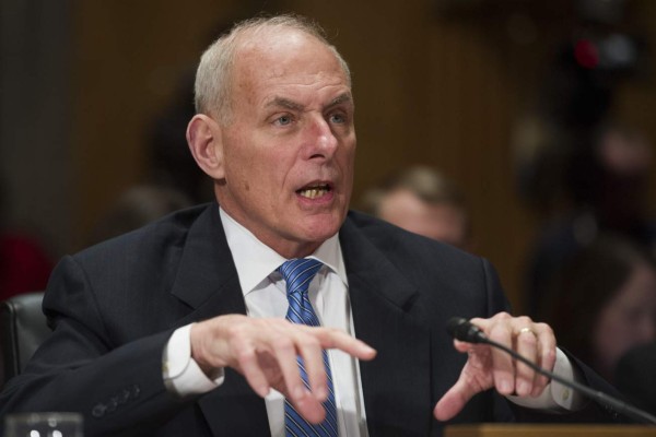 John Kelly trató de expulsar a hondureños del TPS, según la Secretaria de Seguridad