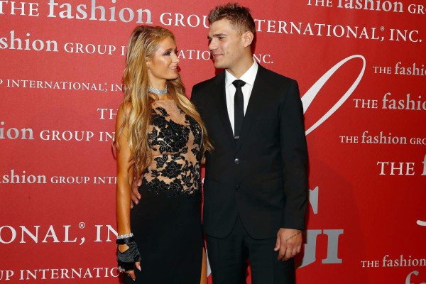 Paris Hilton ha encontrado en Chris Zylka al 'hombre perfecto'