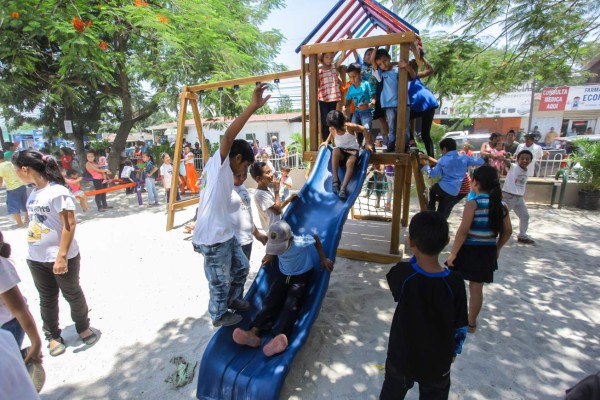 Inauguran el parque 21 para una vida mejor en Cofradía