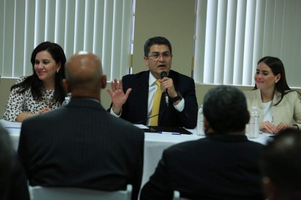 Honduras pondrá en servicio un consulado móvil en el estado de Hawái