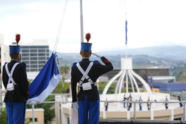 Honduras inicia la celebración cívica de las fiestas patrias