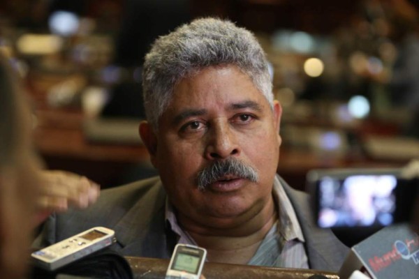 Marvin Ponce: 'Mel y Nasralla tienen secuestrada elección de Corte'