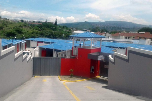 Encuentran muerto a médico dentro de motel en Tegucigalpa