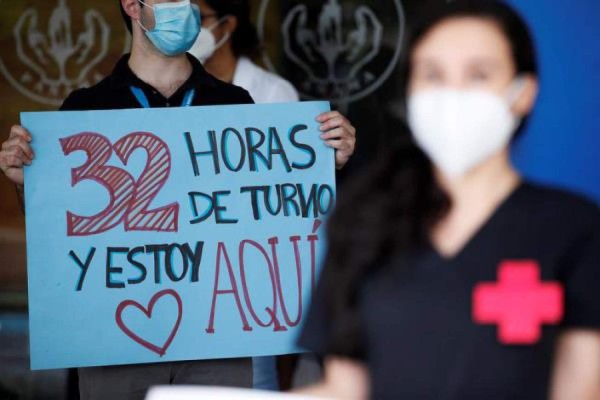 Panamá llega a mil muertes por coronavirus y decreta dia de 'reflexión nacional'