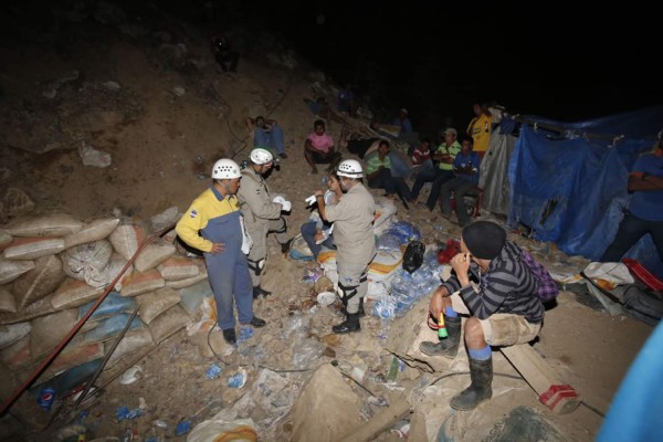 Familias de mineros en Honduras viven una 'noche sin segundos'