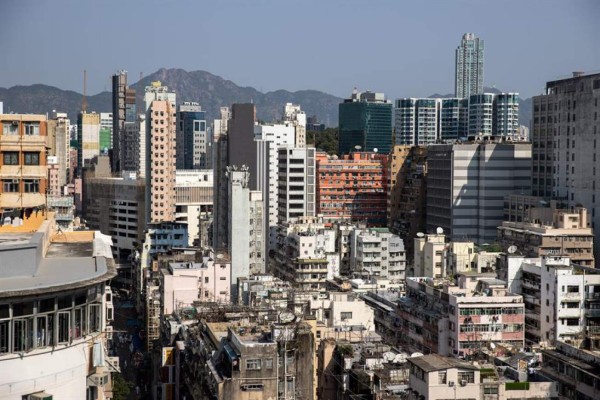 Confinados dos barrios de Hong Kong por primera vez desde inicio de pandemia  