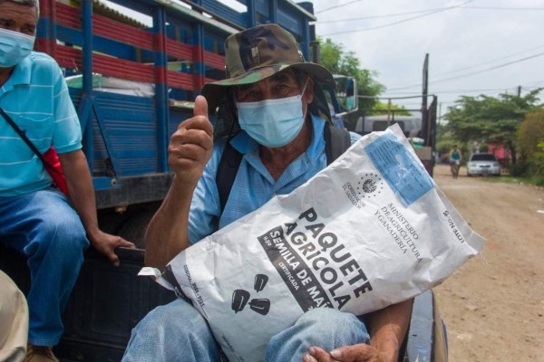 Nayib Bukele logra el poder absoluto en El Salvador