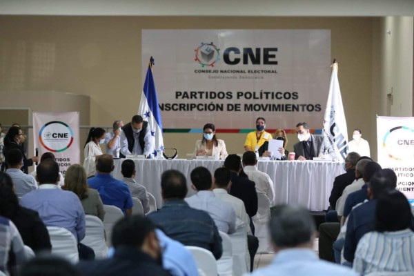 Partidos inscriben corrientes para las elecciones primarias