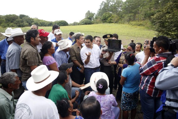 'Les ayudaremos con sus cultivos; no están solos”