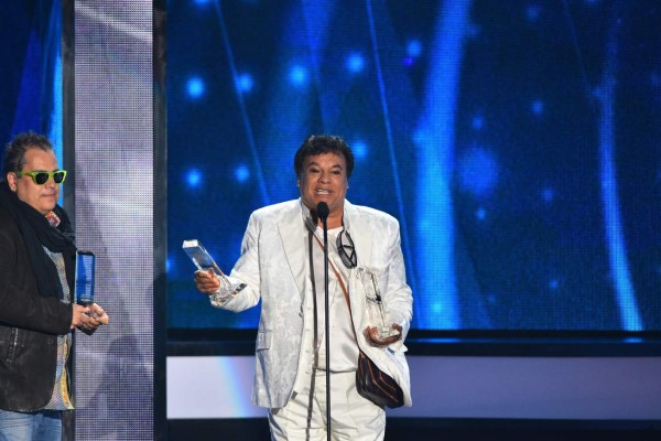 Juan Gabriel gran ganador de los premios Billboard 2016