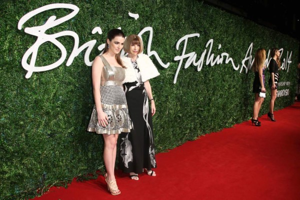 LONDON, ENGLAND - DECEMBER 01: Bee Shaffer and Anna Wintour attend the British Fashion Awards at London Coliseum on December 1, 2014 in London, England. (Photo by Mike Marsland/WireImage)