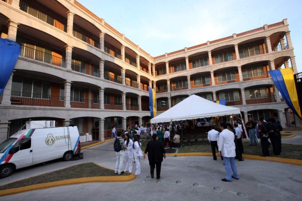 'Cumplimos con las normas”, aclara Universidad Católica