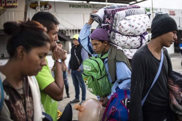 El Salvador advierte de la salida de una nueva caravana hacia EEUU