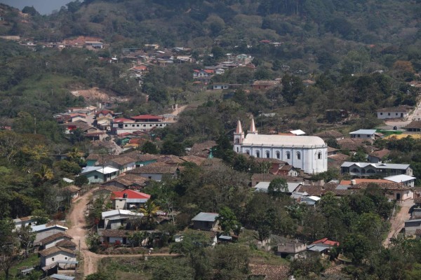 Descubra Dulce Nombre, en el corazón de Copán