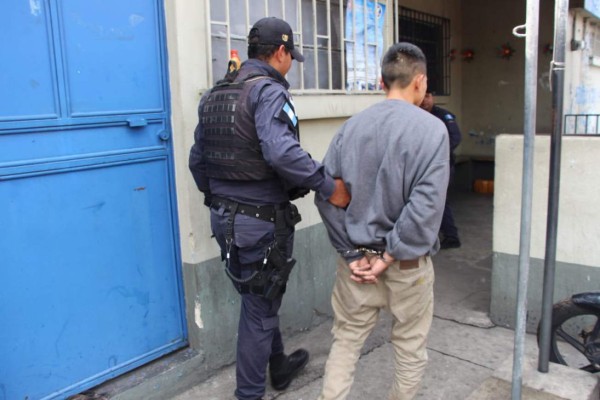 Guatemala captura a 'El Abuelo', presunto líder de mara Barrio 18