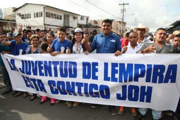 Nacionalistas muestran su respaldo a Juan Orlando Hernández