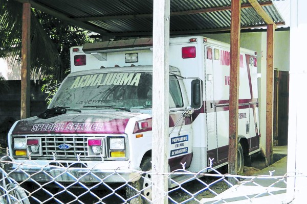 Luchan para tener ambulancia en El Negrito