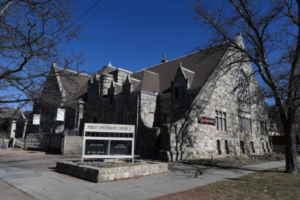 The First Unitarian Society Church of Denver in Denver, Colorado on February 16, 2017. Jeanette Vizguerra, an undocumented immigrant who has been in the US for 20 years, has taken refuge in the church with her family for fear of being deported by Immigration and Customs Enforcement. / AFP PHOTO / Chris Schneider