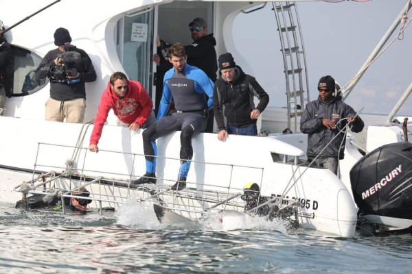 Michael Phelps y su desafio de nadar contra un tiburón blanco 