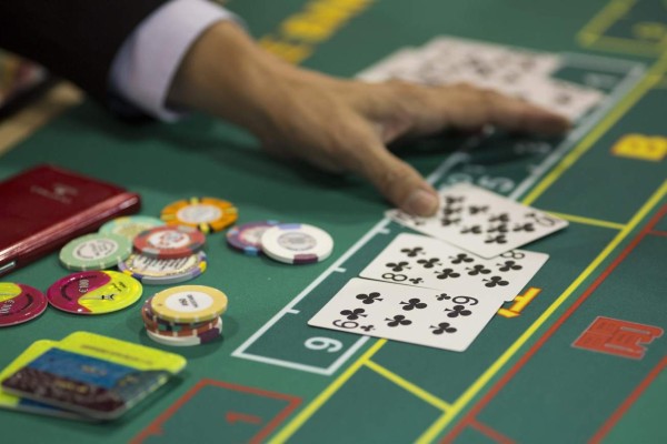 Una ciudad de Florida que acoge el club de Trump prohíbe los casinos