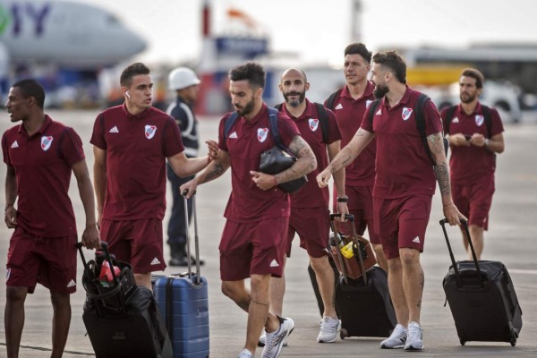 River y Flamengo arriban a Lima para disputar la final de la Copa Libertadores