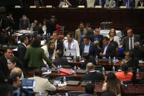 Congreso Nacional podría someter a juicio político a Consejo de la Judicatura