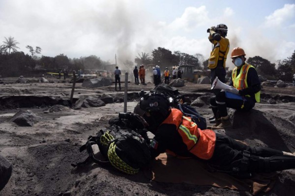 Guatemala: Terminan búsqueda de desaparecidos tras erupción de volcán