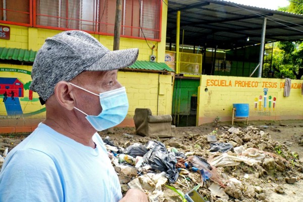 Más de 200 centros educativos de Cortés dañados por tormentas