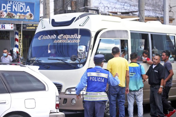 Transporte habilita todas las rutas al 50% de capacidad