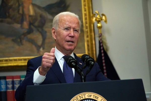 Biden dispuesto a extender plazo de evacuaciones en Afganistán
