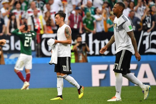 Lothar Matthäus explota contra Özil por su juego y 'polémica' foto