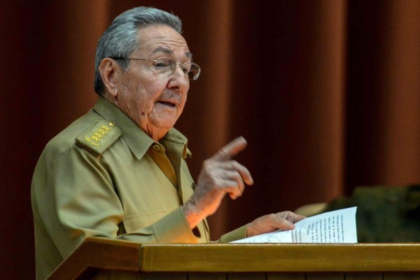 Castro: 'No vamos ni iremos al capitalismo... descartado”
