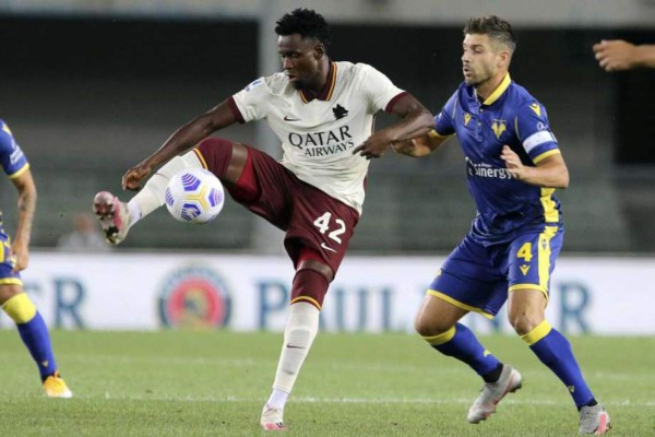 ¡Insólito! Juez castiga a la Roma con derrota de 3-0 cuando habían empatado partido