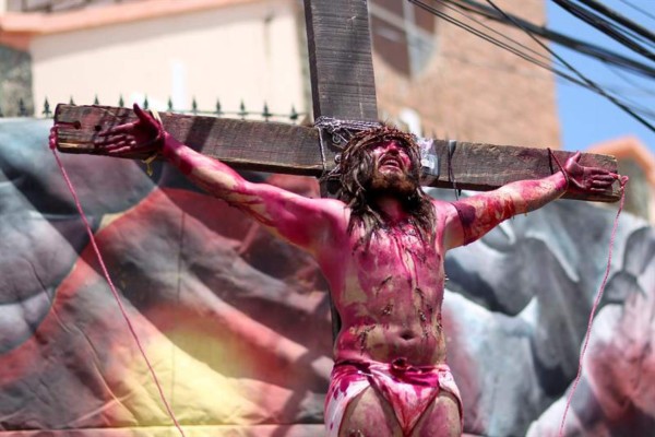 Abogan en el viacrucis por los marginados de Honduras