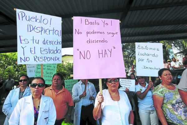 Honduras: Médicos y pacientes del IHSS exigen medicamentos
