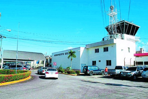 Inician obra de aduana del aeropuerto Golosón