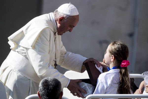 El Papa felicita a los mexicanos por su acogida a los migrantes