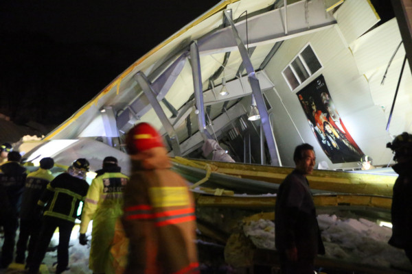 Se derrumba un edificio de Corea del Sur: tres muertos 