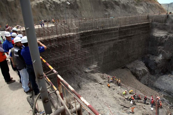 Patuca III muestra avances 10 años después