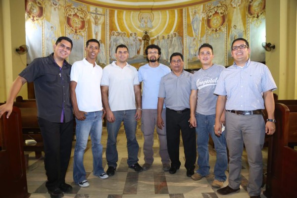 Iglesia Católica ordena hoy a 7 sacerdotes en catedral San Pedro