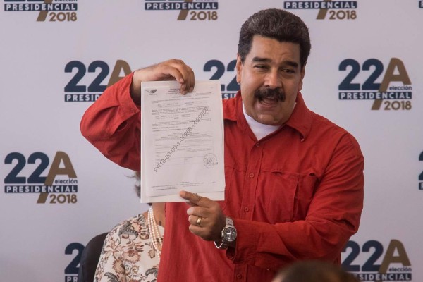 Maduro inscribe su candidatura a la reelección en Venezuela