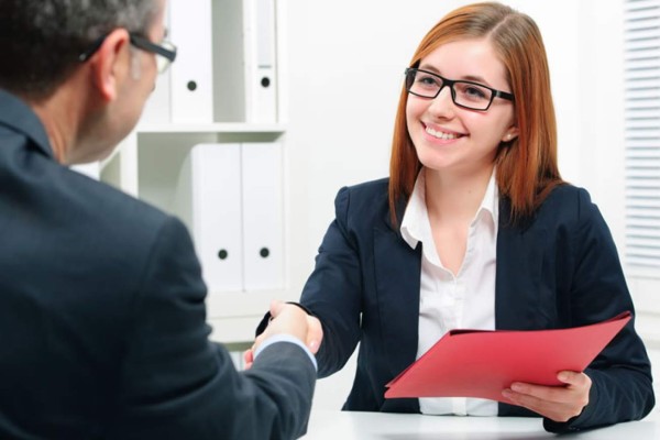 10 preguntas que debes hacer en la entrevista de trabajo