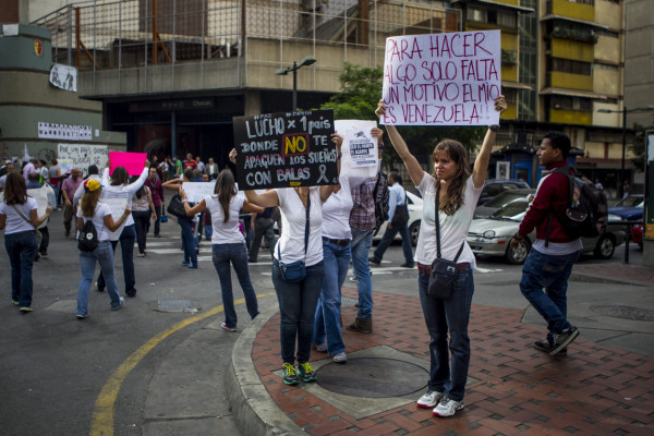 Ofensiva del chavismo contra la oposición reactivas protestas en Venezuela